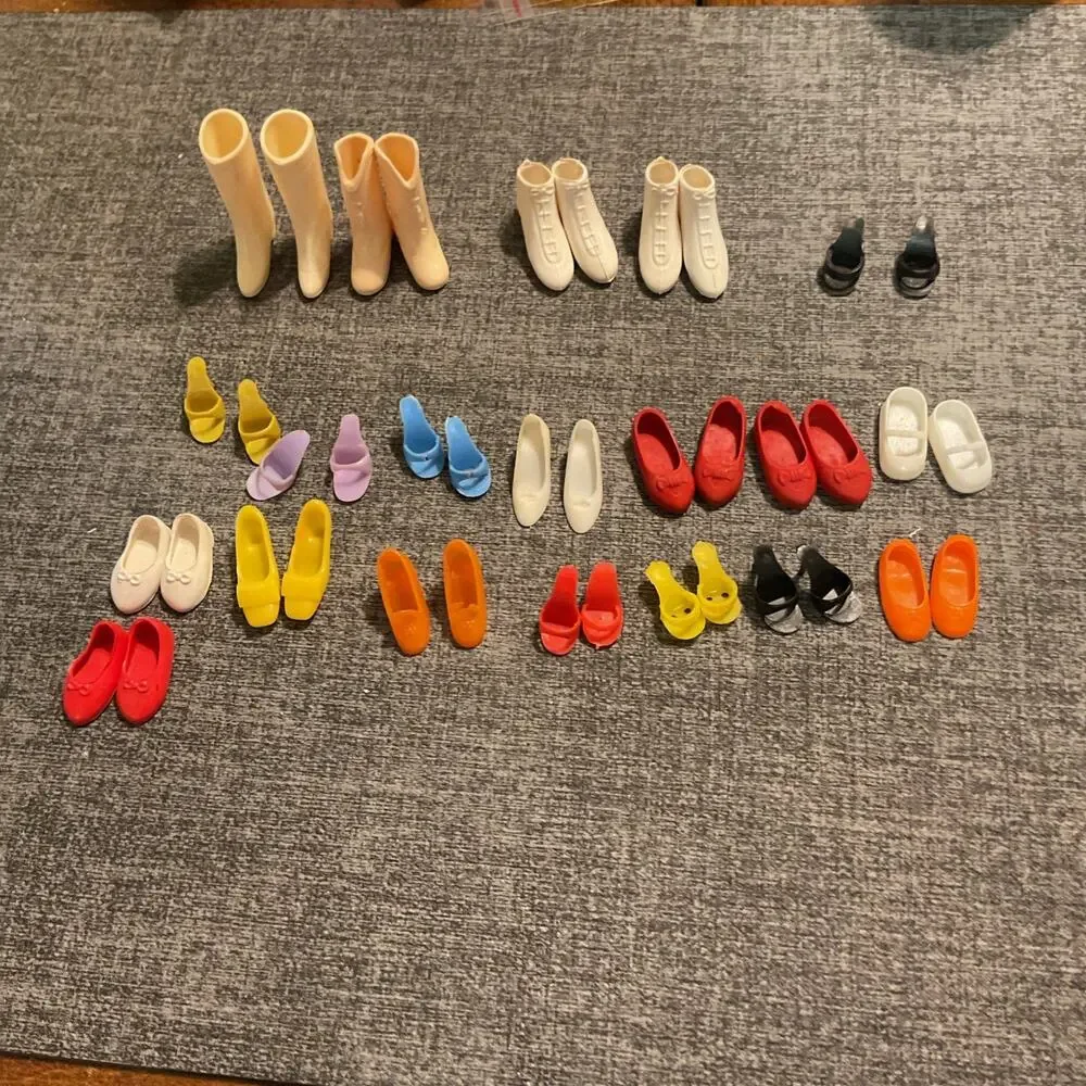 Barbie Friends Doll Shoes Lot 20 Pairs Boots Heels Sneakers Pilgrim Read